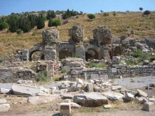 the ruins at Ephesus